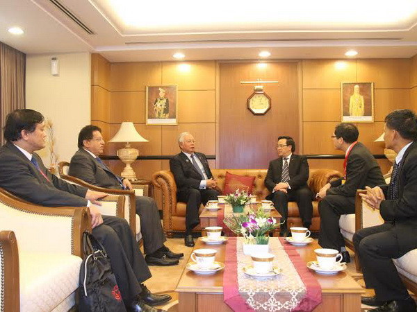 Đoàn Ban Đối Ngoại Trung ương Đảng thăm Malaysia ảnh 2