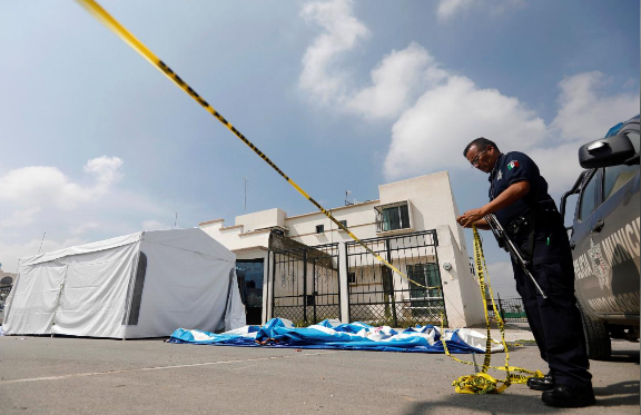 Xả súng kinh hoàng tại một căn biệt thự làm 11 người thiệt mạng ảnh 1