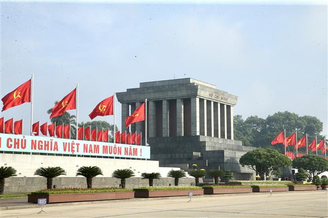 Lăng Chủ tịch Hồ Chí Minh. (Ảnh: Lâm Khánh/TTXVN) Lăng Chủ tịch Hồ Chí Minh mở cửa trở lại từ ngày 16/8 ảnh 1