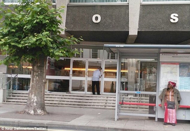 Ba Lan quan ngại về tình trạng bài ngoại ở Anh sau Brexit ảnh 1