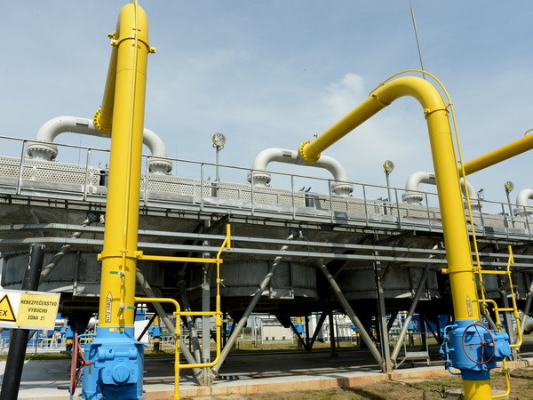 Nga không thay đổi khối lượng khí đốt bán cho Slovakia ảnh 1