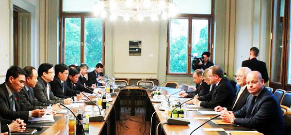 Đoàn đại biểu Quốc hội Việt Nam thăm và làm việc tại Áo ảnh 1