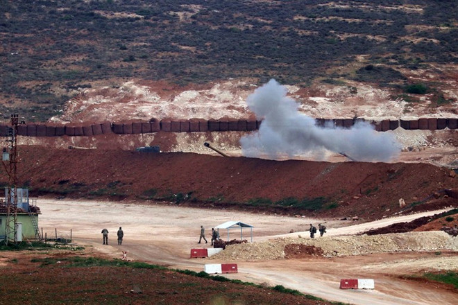 Thổ Nhĩ Kỳ nã pháo vào lực lượng thân Chính phủ Syria tại Afrin ảnh 1