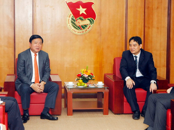 Bí thư Đinh La Thăng: Tạo điều kiện tối đa cho công tác đoàn ảnh 1