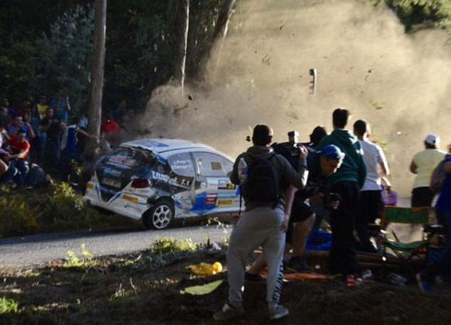 Bà bầu 9 tháng tử vong sau tai nạn thảm khốc tại giải đua xe ảnh 1