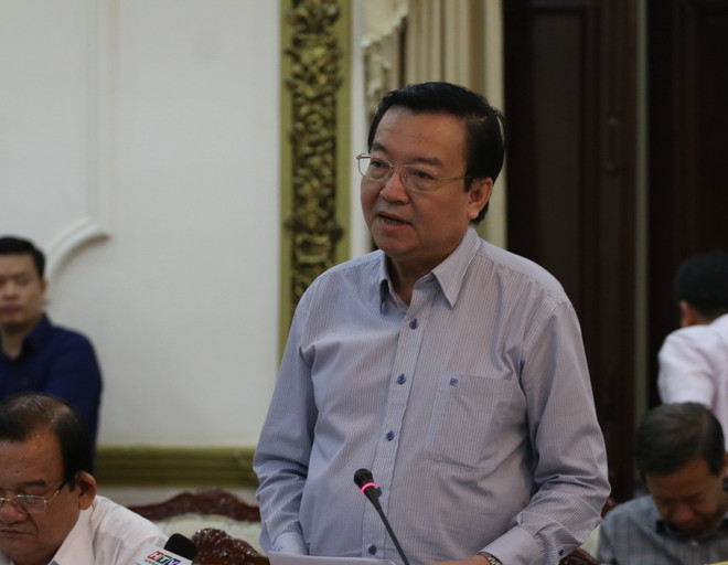 Giám đốc Sở Giáo dục và Đào tạo Thành phố Hồ Chí Minh Lê Hồng Sơn đề xuất điều chỉnh thời gian nhập học. (Ảnh: Hứa Chung/TTXVN) TP.HCM đề xuất các phương án cho học sinh đi học lại, sớm nhất từ 2/3 ảnh 1