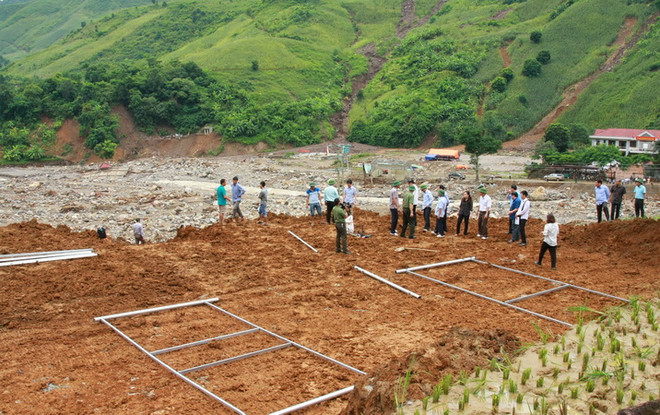 Cần cả cộng đồng cùng chung sức hỗ trợ người dân vùng lũ ảnh 3