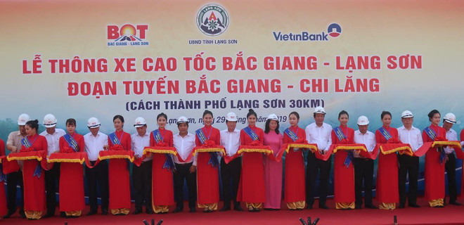 Phó Thủ tướng phát lệnh thông xe kỹ thuật cao tốc Bắc Giang-Lạng Sơn ảnh 1