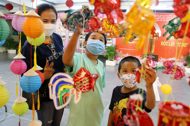 Một mùa Trung Thu ấm áp với trẻ em Thành phố Hồ Chí Minh ảnh 2