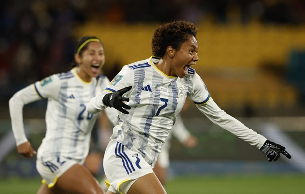 Sarina Bolden ăn mừng bàn thắng lịch sử tại World Cup Nữ 2023. (Nguồn: Reuters) Philippines tạo địa chấn, giành chiến thắng lịch sử ở World Cup Nữ ảnh 1