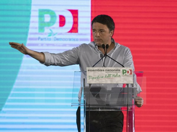 Cựu Thủ tướng Italy từ chức Tổng Thư ký đảng cầm quyền ảnh 1