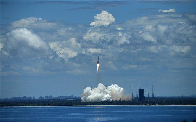 Chặng đường dài cho ngành hàng không vũ trụ Trung Quốc ảnh 2