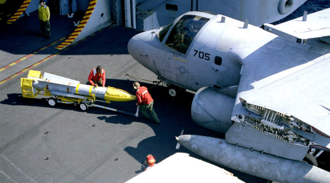 WikiLeaks công bố tài liệu CIA về hệ thống kiểm soát tên lửa ảnh 1