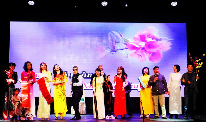 Xuân mới rộn ràng của cộng đồng người Việt ở miền Bắc Italy ảnh 1