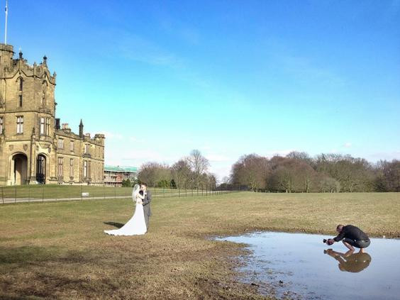 Bí mật không ngờ đằng sau những bức ảnh cưới đẹp lung linh ảnh 8