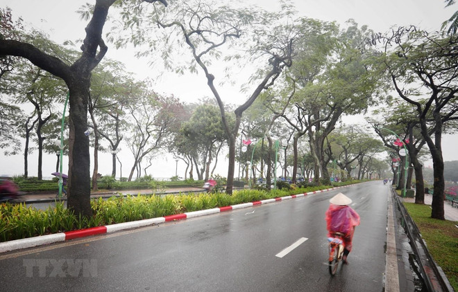 Chuyên gia khí tượng dự báo thời tiết cực đoan giai đoạn chuyển mùa ảnh 1