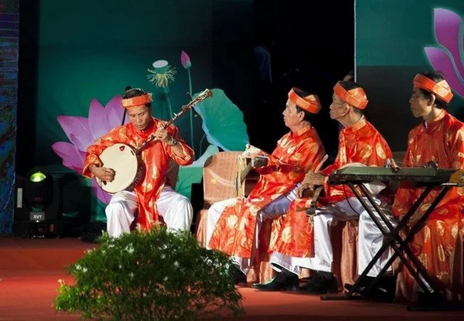 (Ảnh: Hồng Đạt/TTXVN) don_ca_2801.jpg