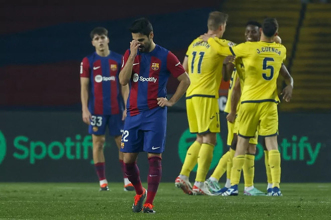 Barcelona thua Villarreal trên sân nhà. (Nguồn: AP) Barcelona-2801.jpg