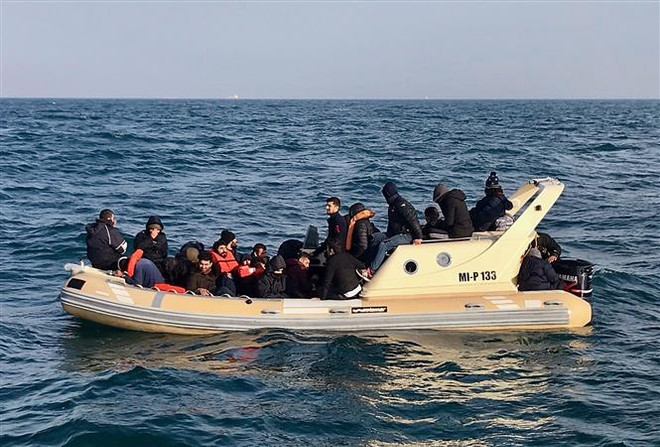(Ảnh minh họa: AFP/TTXVN) Phát hiện thuyền chở 87 người nhập cư bất hợp pháp đến đảo Cyprus ảnh 1
