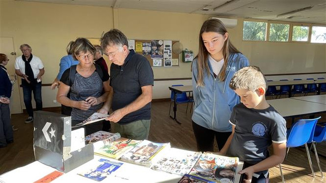 Người dân Pháp đi bộ gây quỹ ủng hộ trẻ em Việt Nam và Mông Cổ ảnh 2