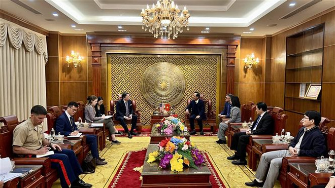 Việt Nam-Hoa Kỳ trao đổi, hợp tác xử lý các vấn đề chiến tranh để lại ảnh 1