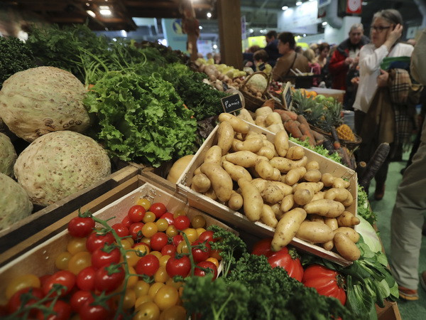 EU thông qua các biện pháp ưu đãi thương mại tạm thời cho Ukraine ảnh 1