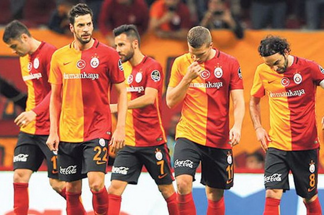 UEFA quyết định cấm Galatasaray tham dự đấu trường châu Âu ảnh 1