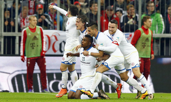 Cận cảnh trận thua sốc của Bayern Munich trước Mainz 05 ảnh 1