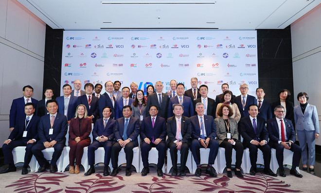 Thủ tướng: Chính phủ và doanh nghiệp đồng cam cộng khổ ảnh 2