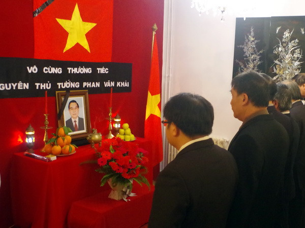 Lễ viếng nguyên Thủ tướng Phan Văn Khải tại Algeria, Ấn Độ, Đức ảnh 2