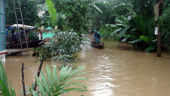 Lào ủng hộ 12.000 USD cho người dân Việt Nam bị thiên tai lũ lụt ảnh 1