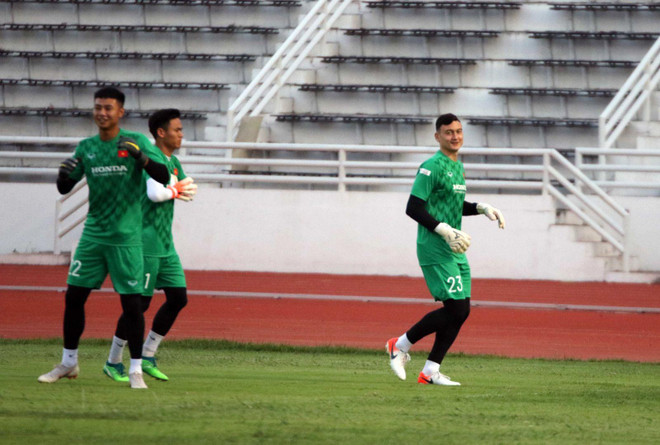 Văn Lâm cạnh tranh suất chính, sẵn sàng nghênh chiến Thái Lan ảnh 1