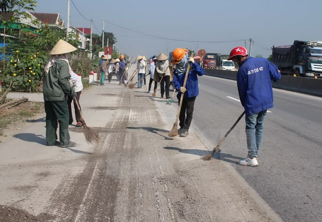 Đình chỉ thu phí nếu không sửa kịp các hư hỏng dự án BOT ảnh 1