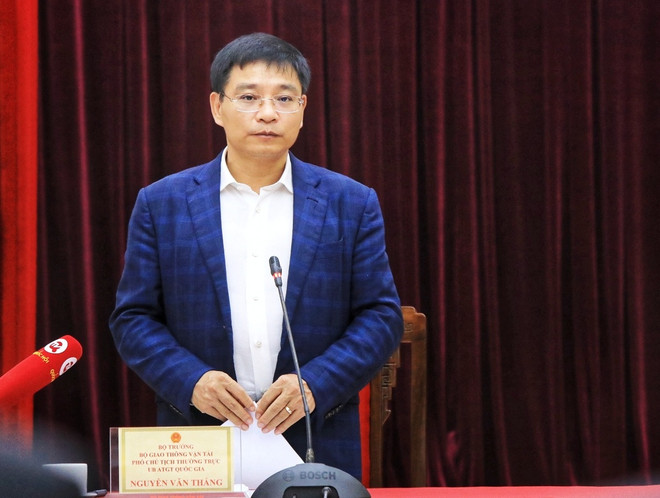 Bộ trưởng Bộ Giao thông Vận tải Nguyễn Văn Thắng phát biểu tại Hội nghị Tổng kết công tác bảo đảm trật tự, an toàn giao thông năm 2022 và triển khai nhiệm vụ năm 2023. (Ảnh: Tuấn Anh/TTXVN) Bộ trưởng GTVT: Một số tỉnh cho lập các trạm đăng kiểm vô tội vạ ảnh 1