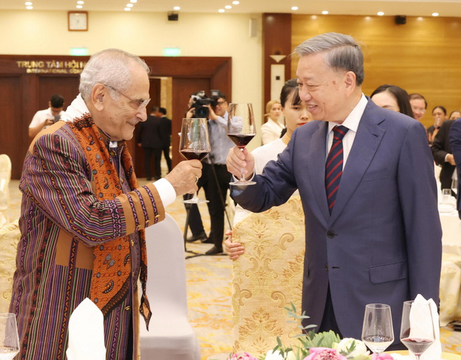 Chủ tịch nước Tô Lâm và Tổng thống Timor-Leste Jose Ramos-Horta tại tiệc chiêu đãi. (Ảnh: TTXVN) ttxvn_to lam chieu dai timor leste (1)_resize.jpg
