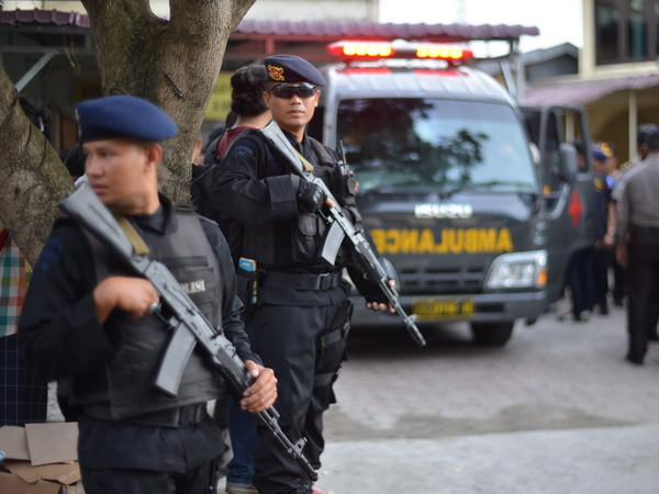 Cảnh sát Indonesia đập tan âm mưu đánh bom phủ tổng thống ảnh 1