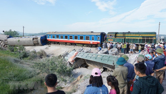 Phó Thủ tướng đưa giải pháp giảm tai nạn đường sắt do lỗi chủ quan ảnh 1