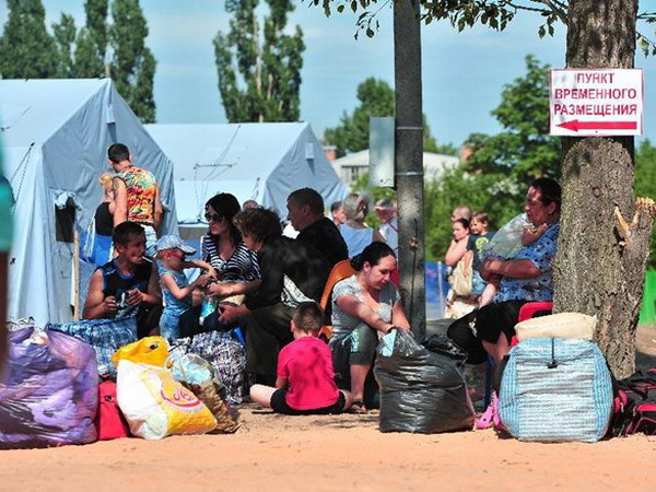 Nhiều người dân tị nạn Ukraine bắt đầu rời Nga trở về nhà ảnh 1