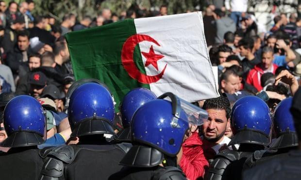 Biểu tình ở Algeria - Tác nhân làm bùng phát Mùa xuân Arab 2.0? ảnh 1