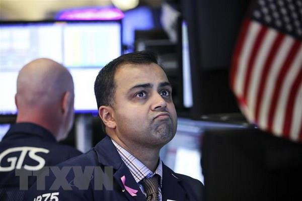 Thị trường chứng khoán Âu-Mỹ đi xuống do căng thẳng thương mại ảnh 1