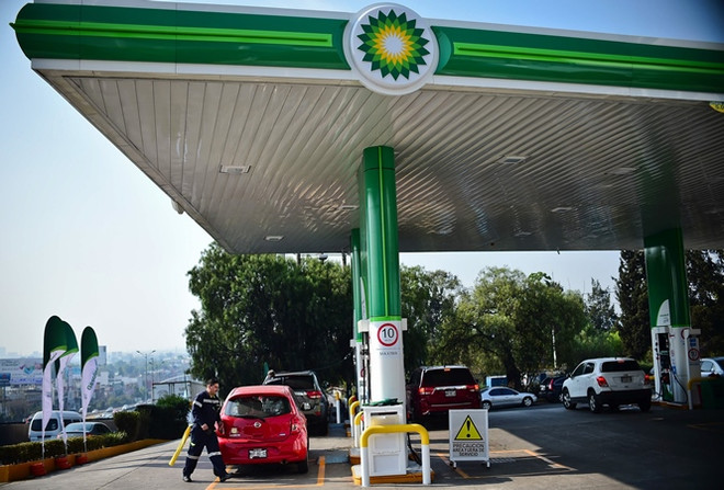 Algeria và Venezuela thống nhất tiếp tục giảm nguồn cung dầu mỏ ảnh 1