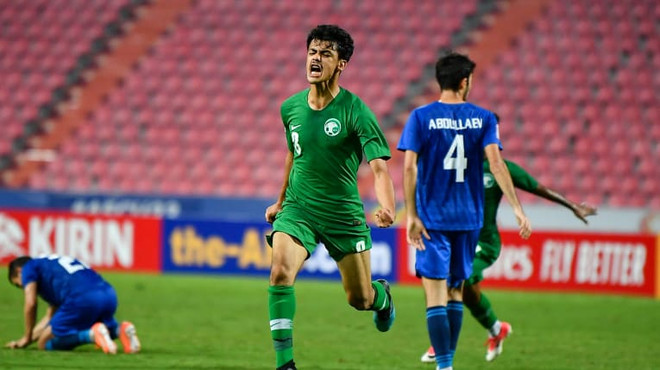 Abdullah Al-Hamdan sắm vai người hùng của U23 Saudi Arabia. (Nguồn: AFC) Hạ bệ Uzbekistan, Saudi Arabia thẳng tiến chung kết U23 châu Á ảnh 1