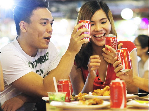 Giải mã hiện tượng săn tìm lon Coca-Cola in tên người dùng ảnh 4