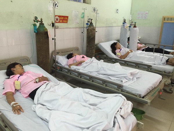 TP.HCM: 109 công nhân nghi ngộ độc thực phẩm sau khi ăn trưa ảnh 1