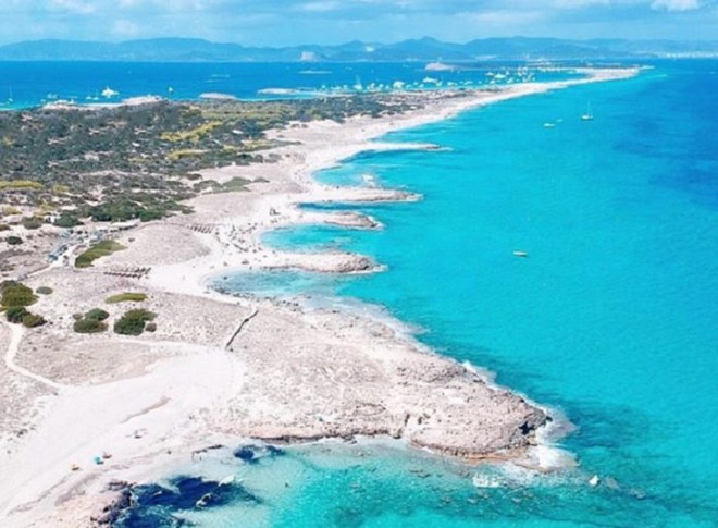 Tây Ban Nha xem xét khôi phục từng bước hoạt động ngành du lịch ảnh 1