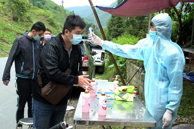 Lào Cai, Bình Dương, Sơn La phong tỏa, khẩn trương truy vết F1, F2 ảnh 1