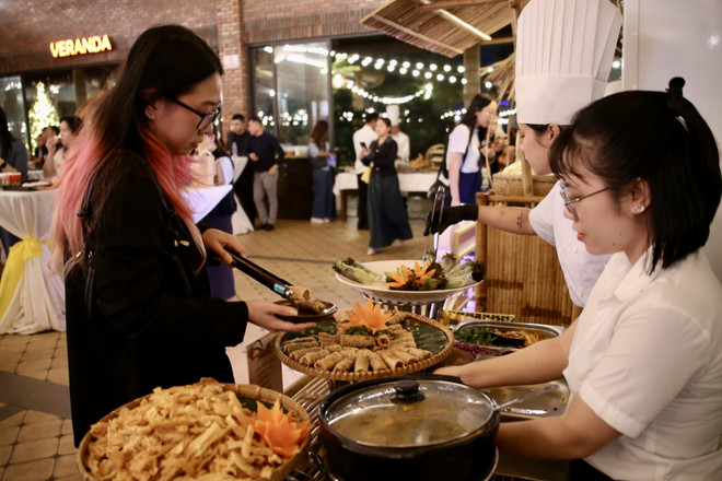 ttxvn da_nang_food_tour2_resize.jpeg