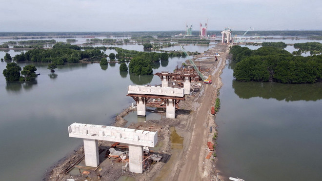 ttxvn _cum_cang_bien_cai_mep4_resize_resize.jpg