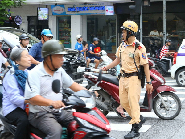 Công bố đường dây nóng đảm bảo an toàn giao thông dịp 2/9 ảnh 1