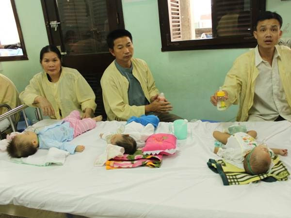 Thời tiết giao mùa, số lượng trẻ nhập viện tăng cao ảnh 1